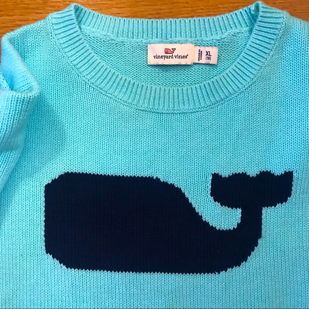 Like new Vineyard Vines Girls XL intarsia sweater
